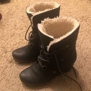 Sorel wedged boots